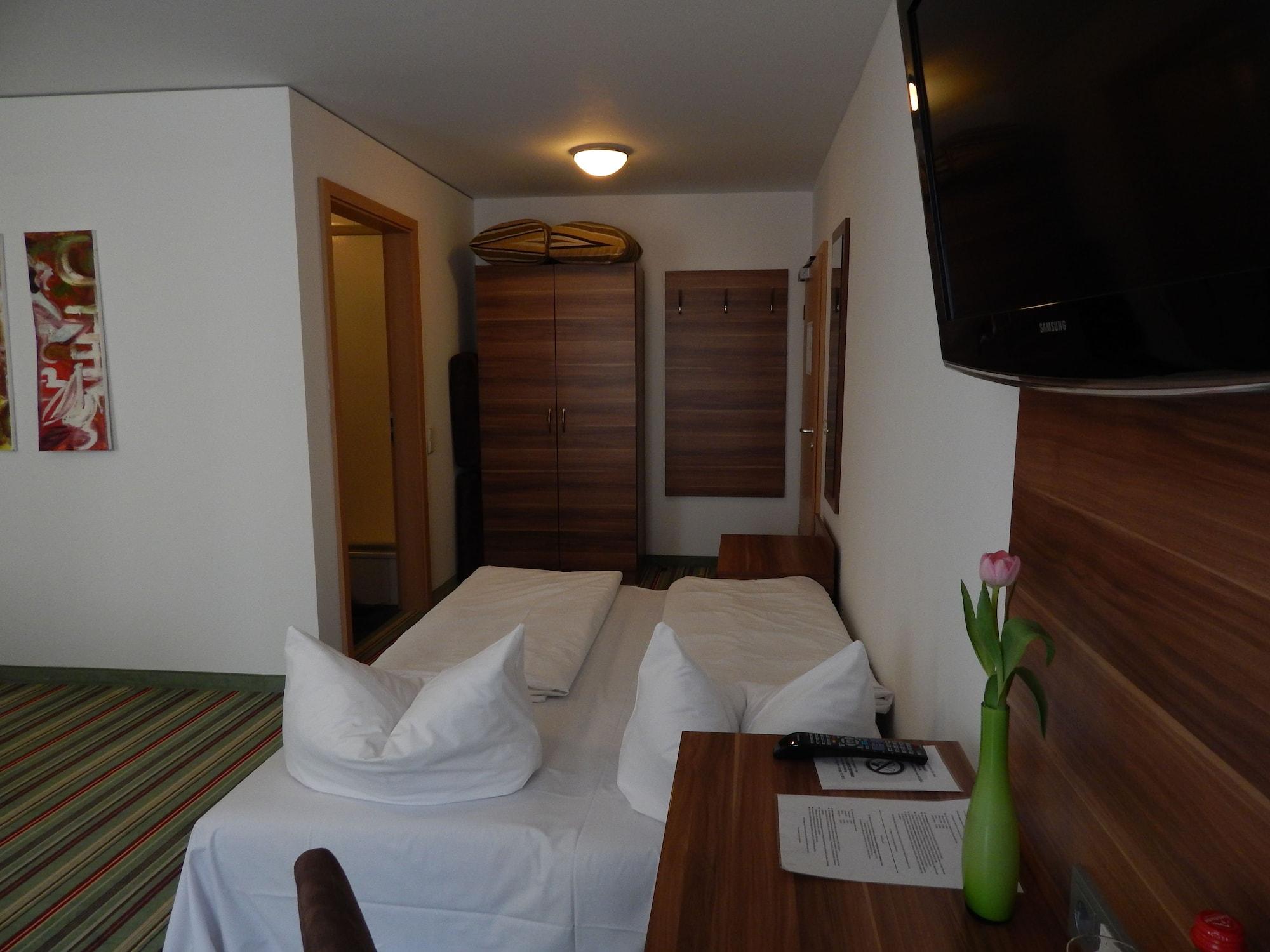 Hotel Andra Muenchen Kültér fotó